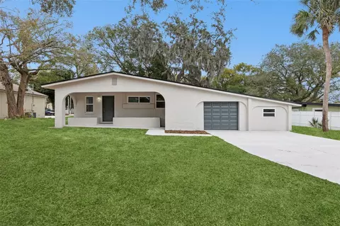 1375 Lake Dr, Casselberry, FL 32707