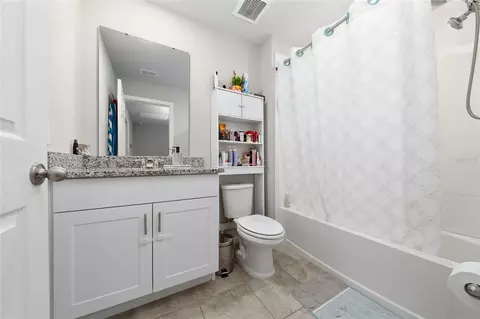 Bath - 2043 Harebell Ln, Ocoee, FL 34761 photo 1 of 2