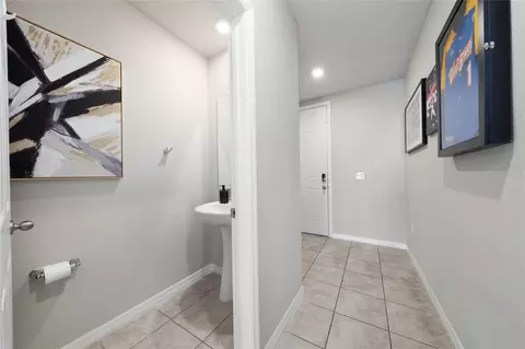 Entry Way - 2043 Harebell Ln, Ocoee, FL 34761 photo 1 of 2