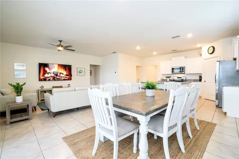 Dining - 7560 Oakmoss Loop, Davenport, FL 33837 photo 1 of 2