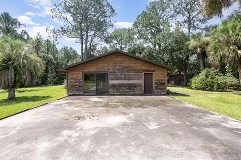 Exterior - 4300 Justa Rd, Mims, FL 32754 photo 2 of 11