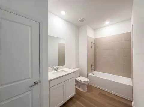 Bath - 8355 SW 197th Ct, Dunnellon, FL 34432 photo 2 of 2