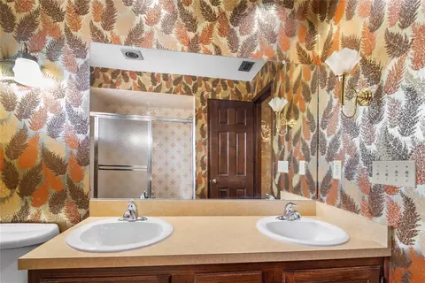 Bath - 330 Sanchez Ave, Ormond Beach, FL 32174 photo 5 of 5