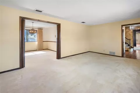 Living - 330 Sanchez Ave, Ormond Beach, FL 32174 photo 2 of 6