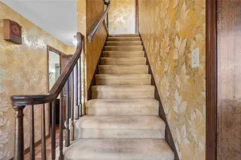 Entry Way - 330 Sanchez Ave, Ormond Beach, FL 32174 photo 5 of 8