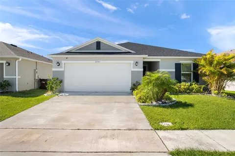 Exterior - 3201 Sweet Acres Pl, Saint Cloud, FL 34772 photo 3 of 8
