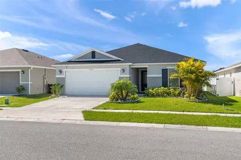 Exterior - 3201 Sweet Acres Pl, Saint Cloud, FL 34772 photo 2 of 8