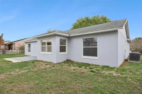 Exterior - 11614 Roper Blvd, Clermont, FL 34711 photo 4 of 5