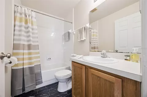 Bath - 11614 Roper Blvd, Clermont, FL 34711 photo 1 of 2