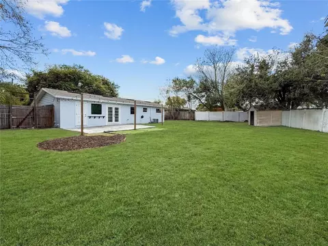 Exterior - 1614 Maureen Ave, Ocoee, FL 34761 photo 6 of 10