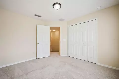 Bedroom - 952 Davenwood Ct, Ocoee, FL 34761 photo 3 of 5