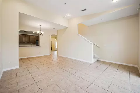 Living - 952 Davenwood Ct, Ocoee, FL 34761 photo 6 of 9