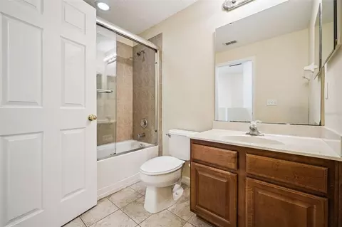 Bath - 952 Davenwood Ct, Ocoee, FL 34761 photo 5 of 5