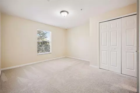 Bedroom - 952 Davenwood Ct, Ocoee, FL 34761 photo 2 of 5