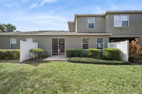 Exterior - 952 Davenwood Ct, Ocoee, FL 34761 photo 4 of 10
