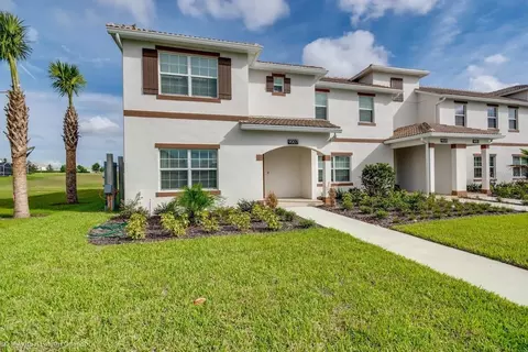 9007 Stinger Dr, Davenport, FL 33896