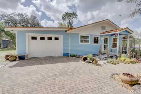 290 Mitnik Dr, Deltona, FL 32738