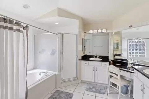 Bath - 2356 Alclobe Cir, Ocoee, FL 34761 photo 2 of 6