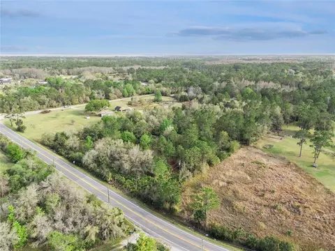 541 E Osceola Rd, Geneva, FL 32732