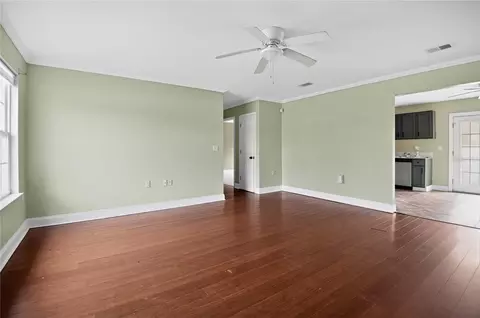 Living - 4696 Bobolink Way, Crestview, FL 32539 photo 2 of 3