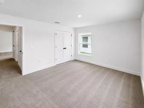 Bedroom - 7618 Bent Tree Loop, Harmony, FL 34773 photo 2 of 2