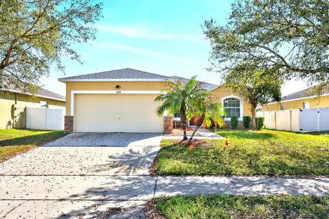 3210 Queen Alexandria Dr, Kissimmee, FL 34744