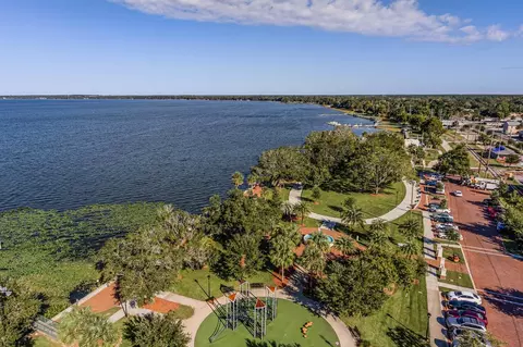 View/Area - 1295 Blue Daze Ln, Eustis, FL 32726 photo 5 of 6