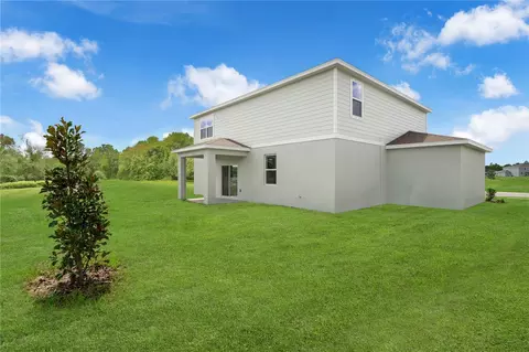 Exterior - 1295 Blue Daze Ln, Eustis, FL 32726 photo 5 of 7