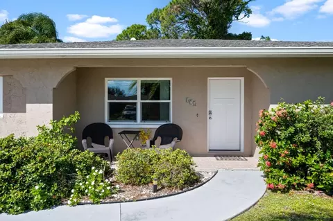 Exterior - 874 Acadia Rd, Venice, FL 34293 photo 22 of 25