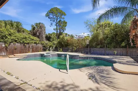 Exterior - 3131 Juniper Dr, Edgewater, FL 32141 photo 5 of 6