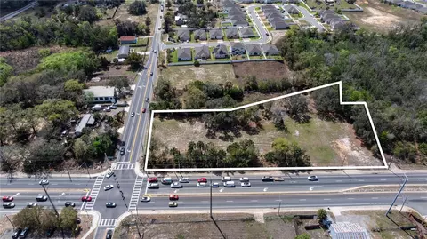 711 Ronald Reagan Pkwy, Davenport, FL 33837