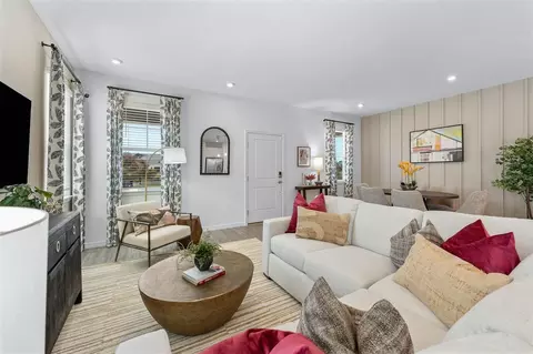 Living - 1820 Shadow Box Bnd, Saint Cloud, FL 34771 photo 1 of 3