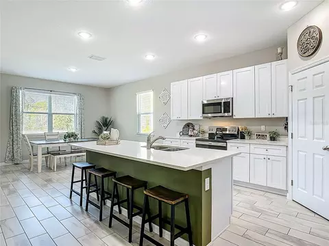 Kitchen - 39641 Royal Trails Rd, Eustis, FL 32736 photo 1 of 9