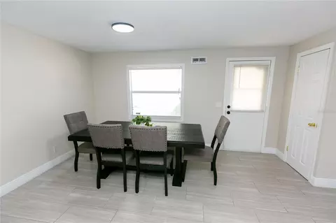 Dining - 807 Tennessee Ave, Saint Cloud, FL 34769 photo 3 of 5