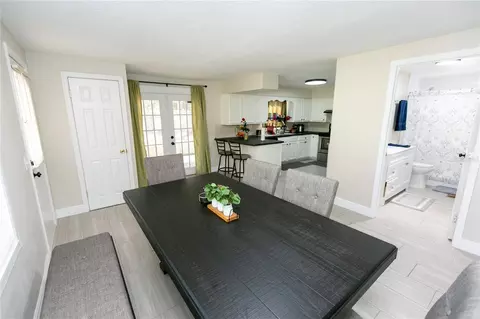 Dining - 807 Tennessee Ave, Saint Cloud, FL 34769 photo 2 of 5