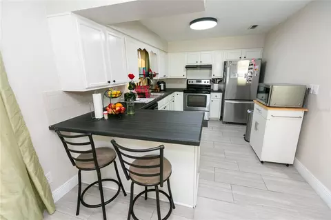 Kitchen - 807 Tennessee Ave, Saint Cloud, FL 34769 photo 4 of 5