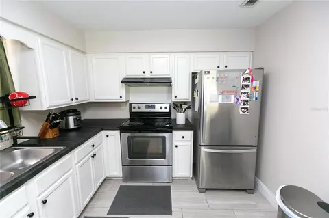 Kitchen - 807 Tennessee Ave, Saint Cloud, FL 34769 photo 3 of 5