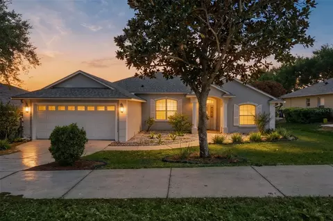 827 Princeton Dr, Clermont, FL 34711