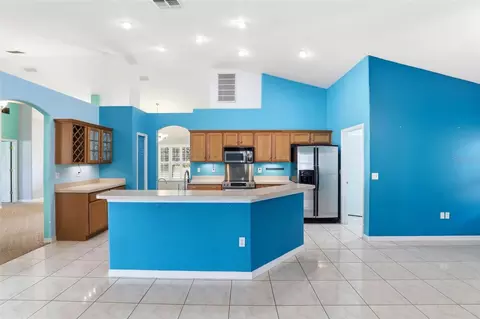 Kitchen - 2430 Heron Ct, Saint Cloud, FL 34771 photo 1 of 3