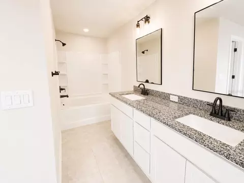 Bath - 7631 Bent Tree Loop, Saint Cloud, FL 34773 photo 1 of 1