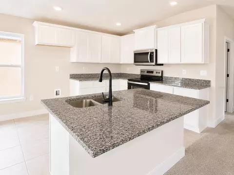 Kitchen - 7631 Bent Tree Loop, Saint Cloud, FL 34773 photo 1 of 1