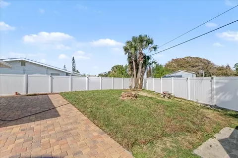 Exterior - 15 Alamanda Dr, Ormond Beach, FL 32176 photo 6 of 11