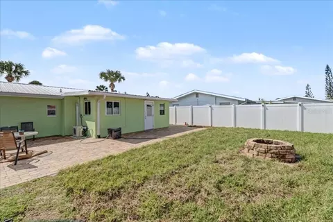 Exterior - 15 Alamanda Dr, Ormond Beach, FL 32176 photo 7 of 11
