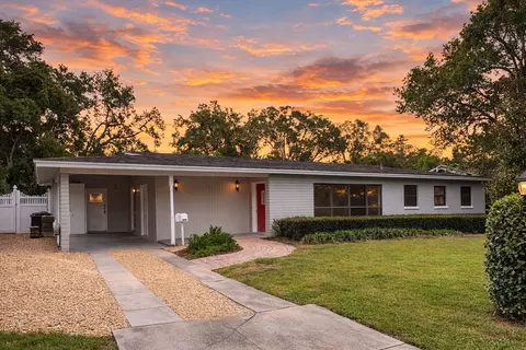 1921 Kimbrace Pl, Winter Park, FL 32792