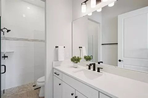 Bath - 2555 Pine Preserve Ct, Saint Cloud, FL 34771 photo 7 of 7