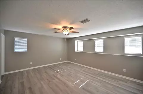 Living - 10922 Subtle Trail Dr, Riverview, FL 33579 photo 2 of 9