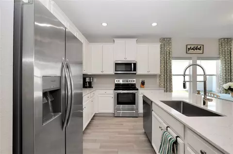 Kitchen - 7934 SW 74th Loop, Ocala, FL 34481 photo 1 of 4