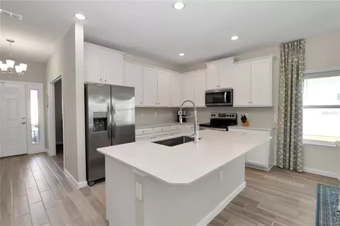 Kitchen - 7934 SW 74th Loop, Ocala, FL 34481 photo 2 of 4