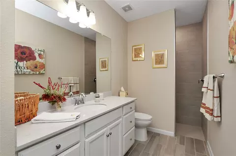 Bath - 7934 SW 74th Loop, Ocala, FL 34481 photo 1 of 5