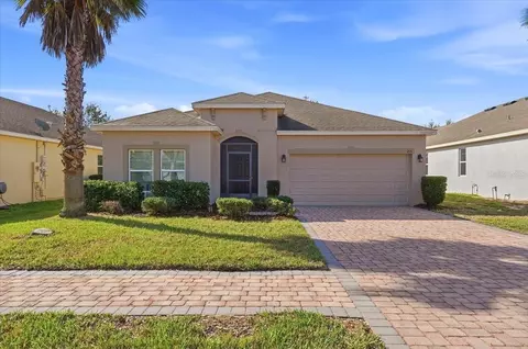 215 Lakeshore Dr, Davenport, FL 33837